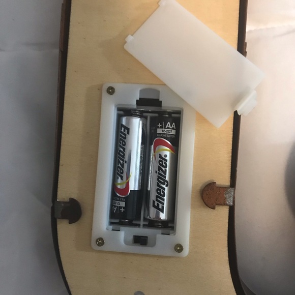 LIGHT UP LETTER J ROOM DECOR💫 - Picture 3 of 4